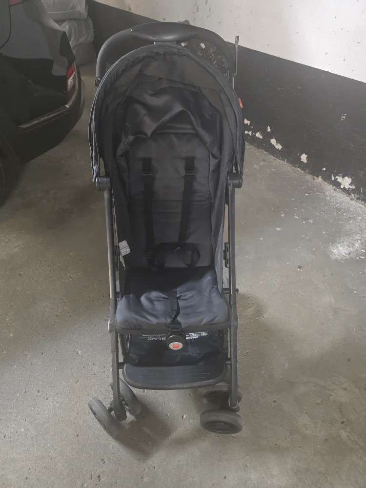 Black Umbrella Stroller travel image indicator(3)