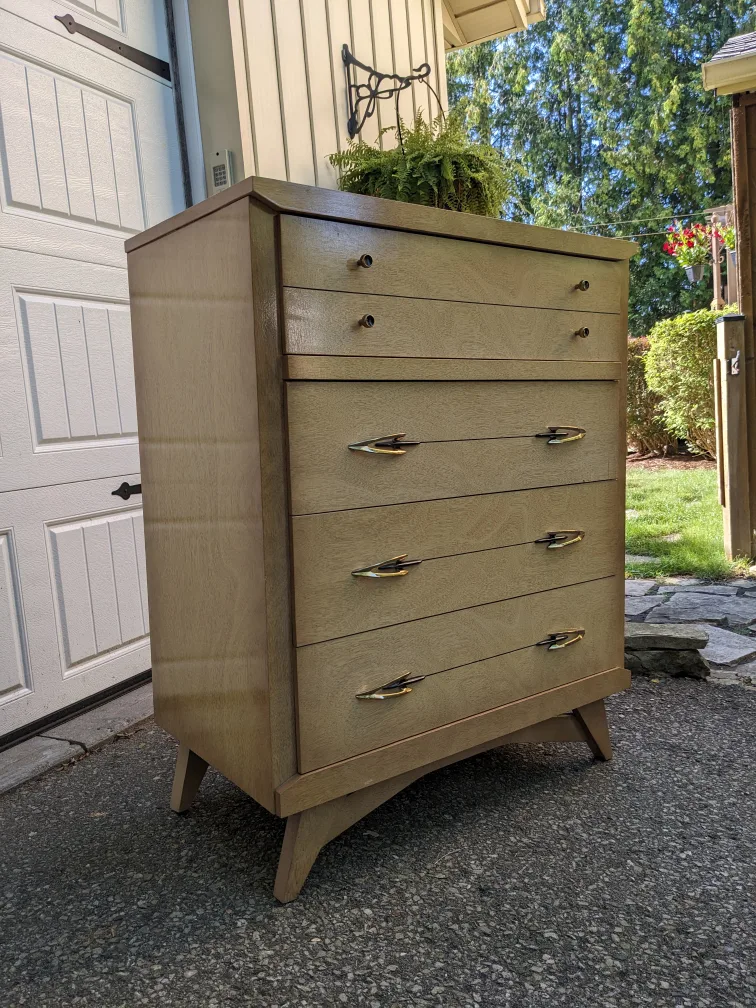 Vintage MCM 4 Drawer Tallboy By Victoriaville image indicator(10)