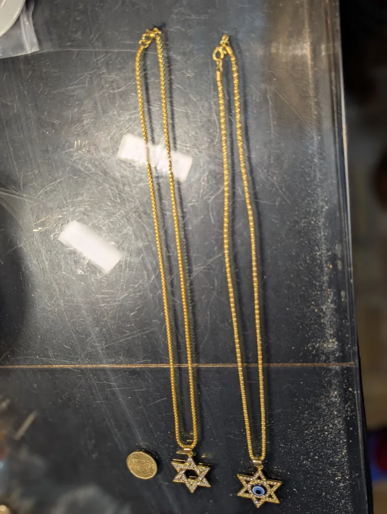 Gold plated Star of David Pendant Necklace, downtown location image indicator(2)