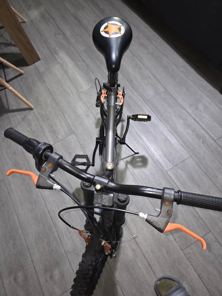 Kids Bike - Silver/Black thumbnail