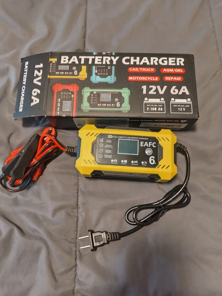 EAFC 12V 6A Battery Charger thumbnail