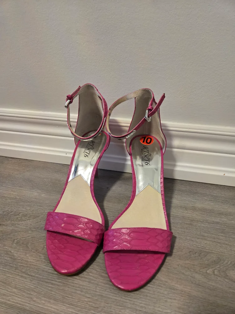 Michael Kors Pink Heels - Size 10 thumbnail