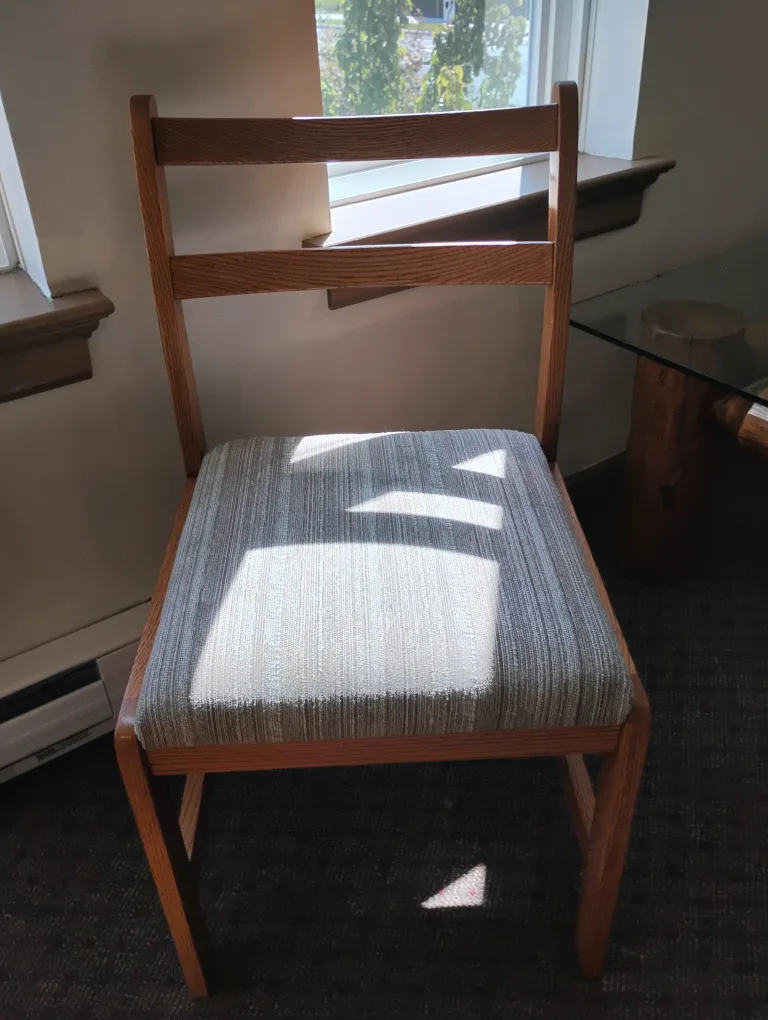 Round Oak Wooden Dining Table with 2 Extensions and 2 Chairs image indicator(8)