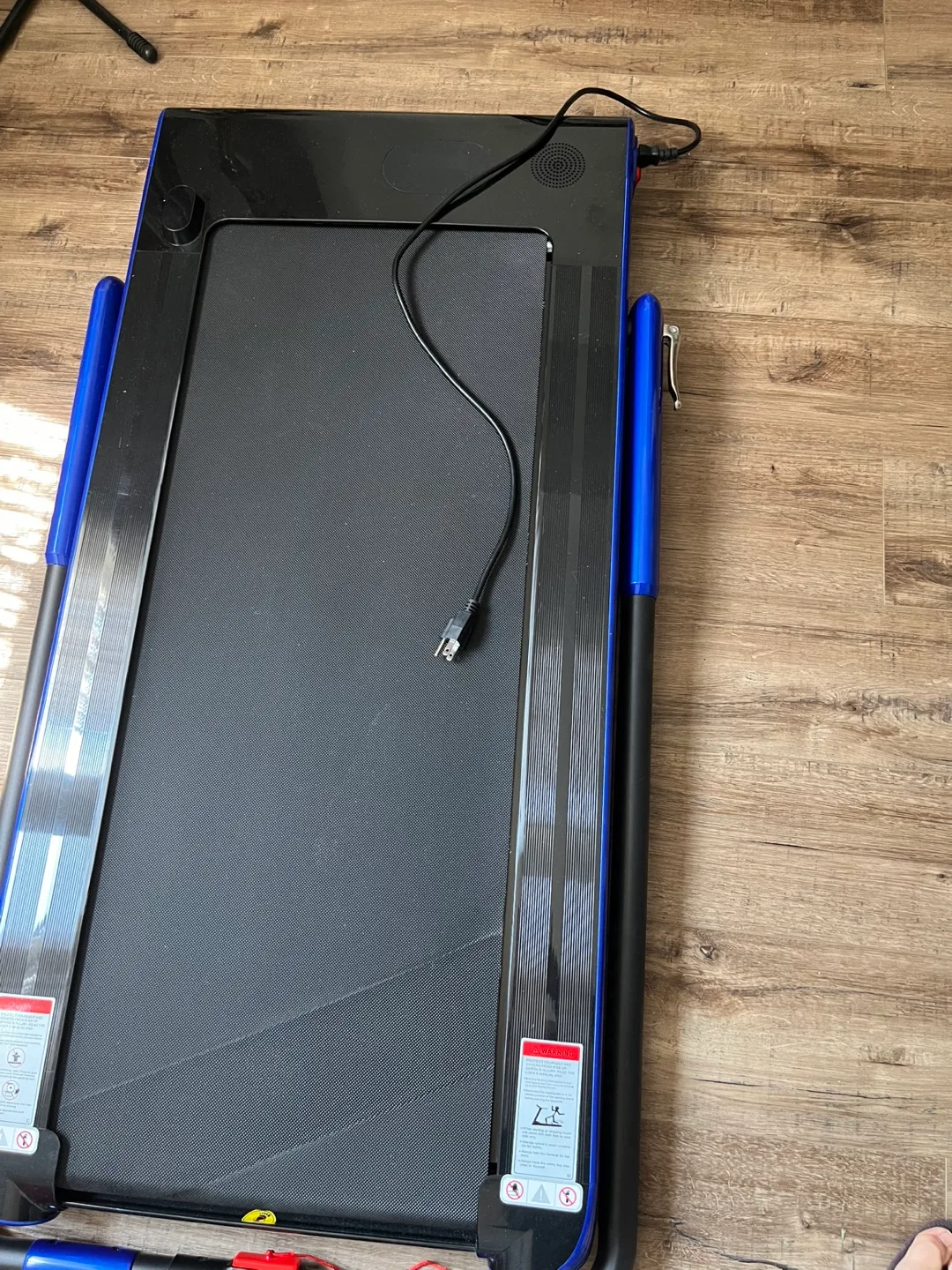 SuperFit Foldable Treadmill - Compact & Easy Storage image indicator(5)