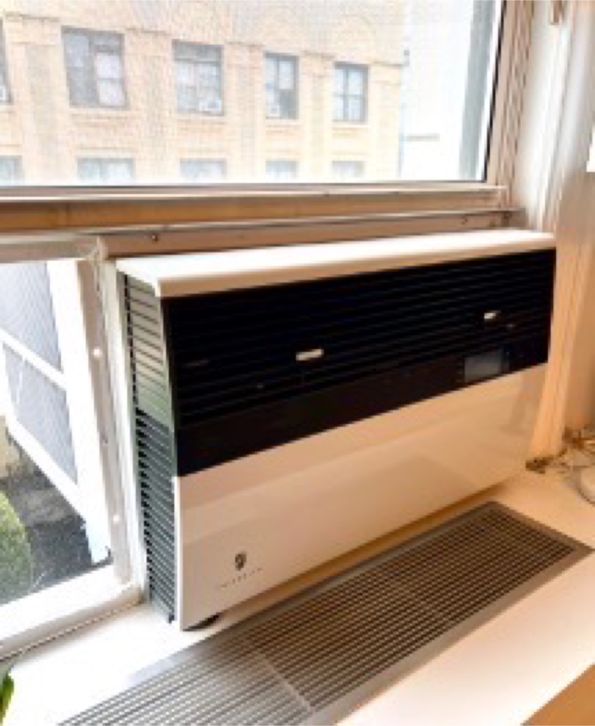 Friedrich Kuhl Window Air Conditioner 14,000 BTU - photo 4