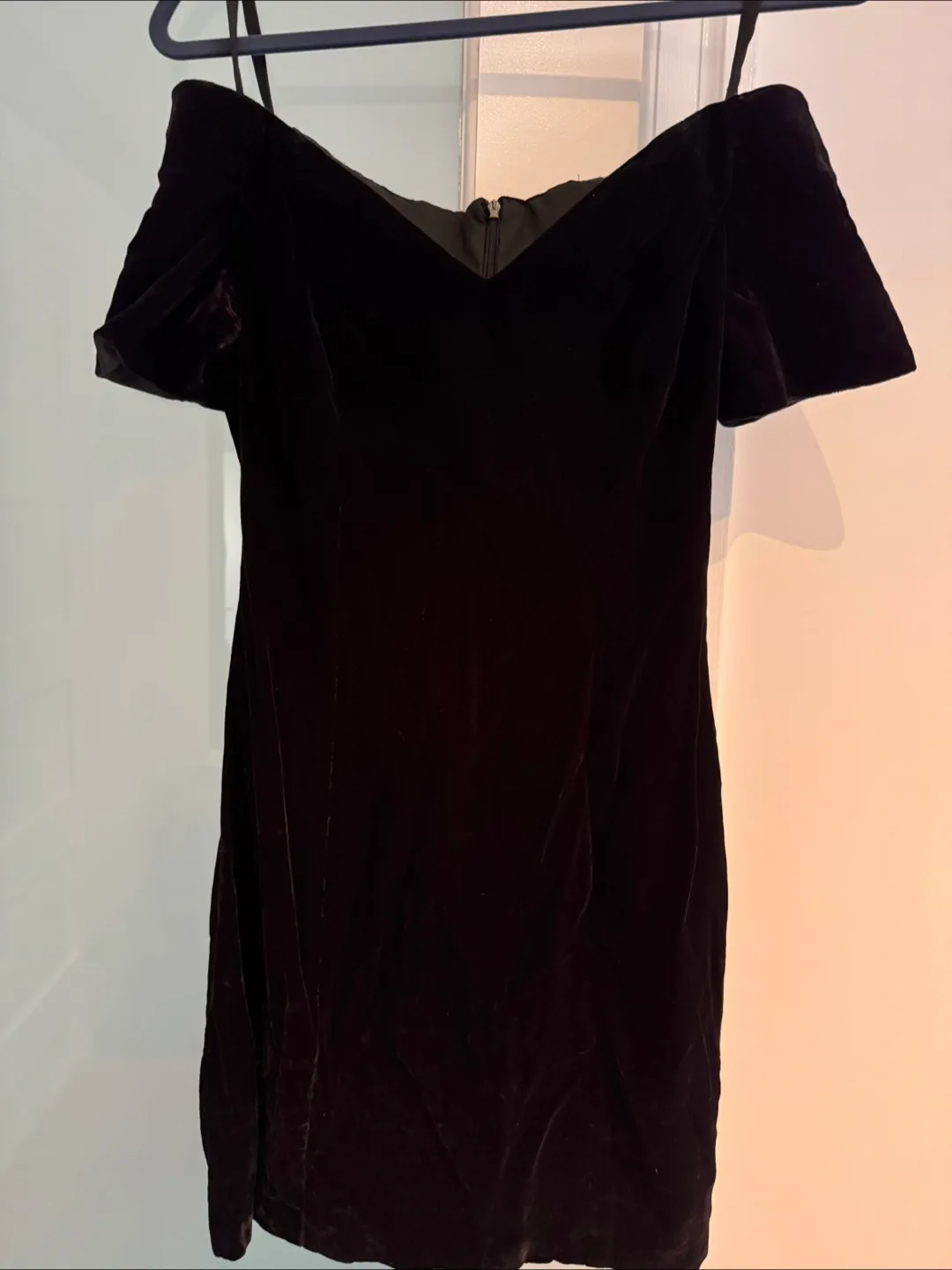 TC Petites Black Velvet Dress Size 9/10 thumbnail