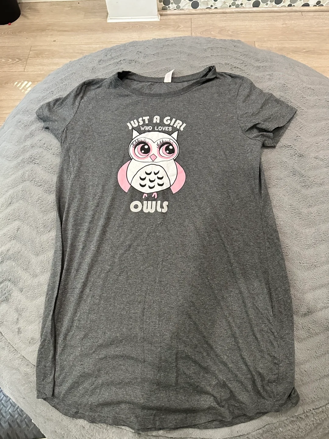 Grey Owl Graphic T-Shirt thumbnail