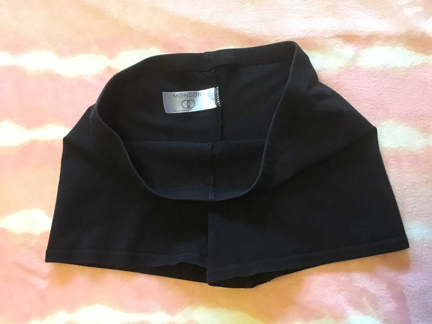 🤩 Mondor Black Dance Shorts image indicator(2)