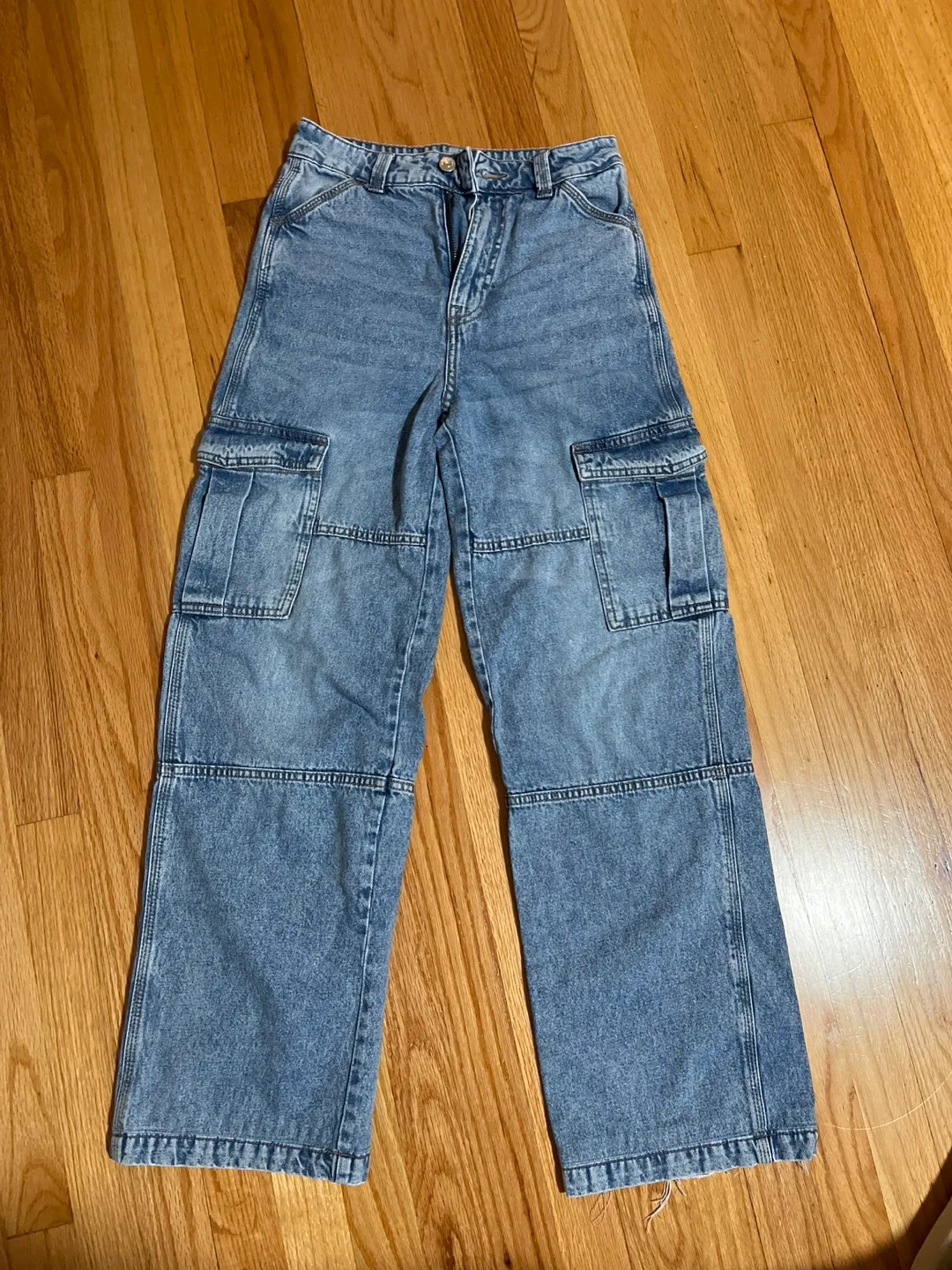 H&M Divided Jeans, Size 0 thumbnail