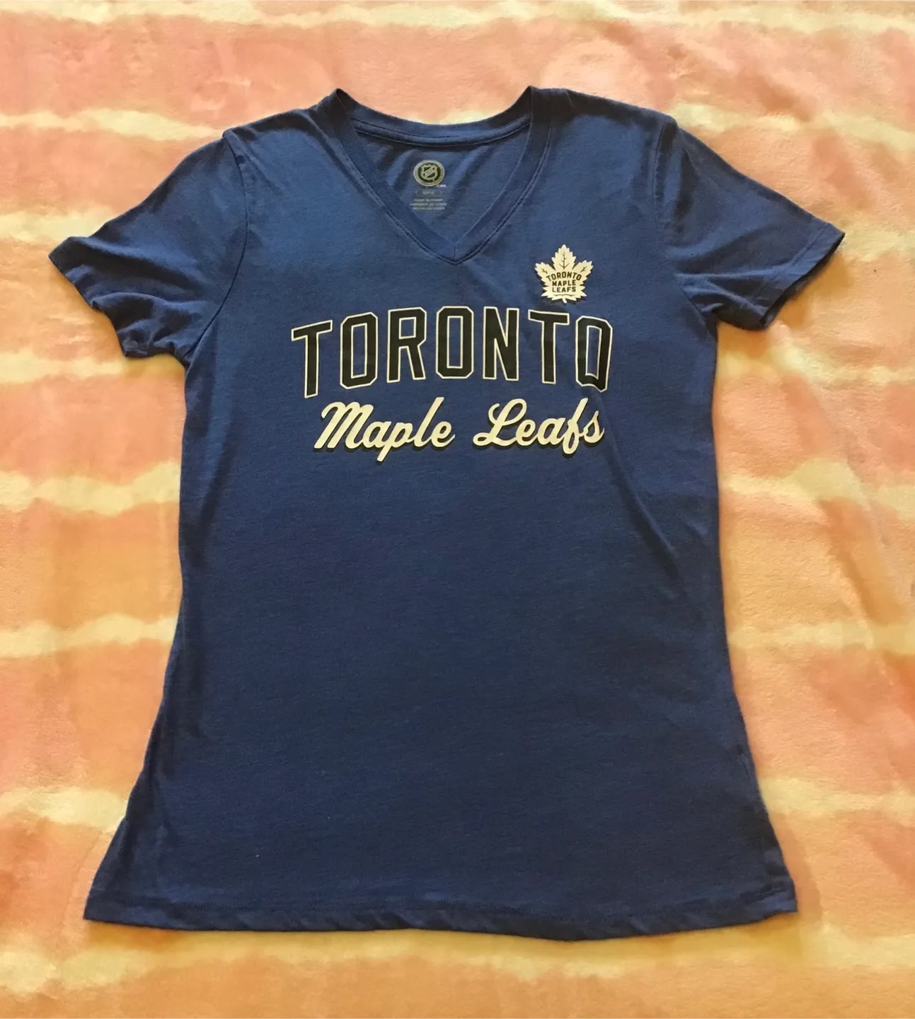 🤩 Toronto Maple Leafs Blue T-Shirt thumbnail