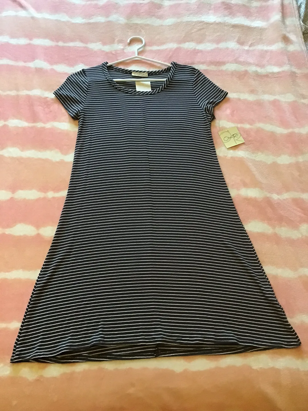 🤩 Olivia Rae Striped Dress - Size M thumbnail