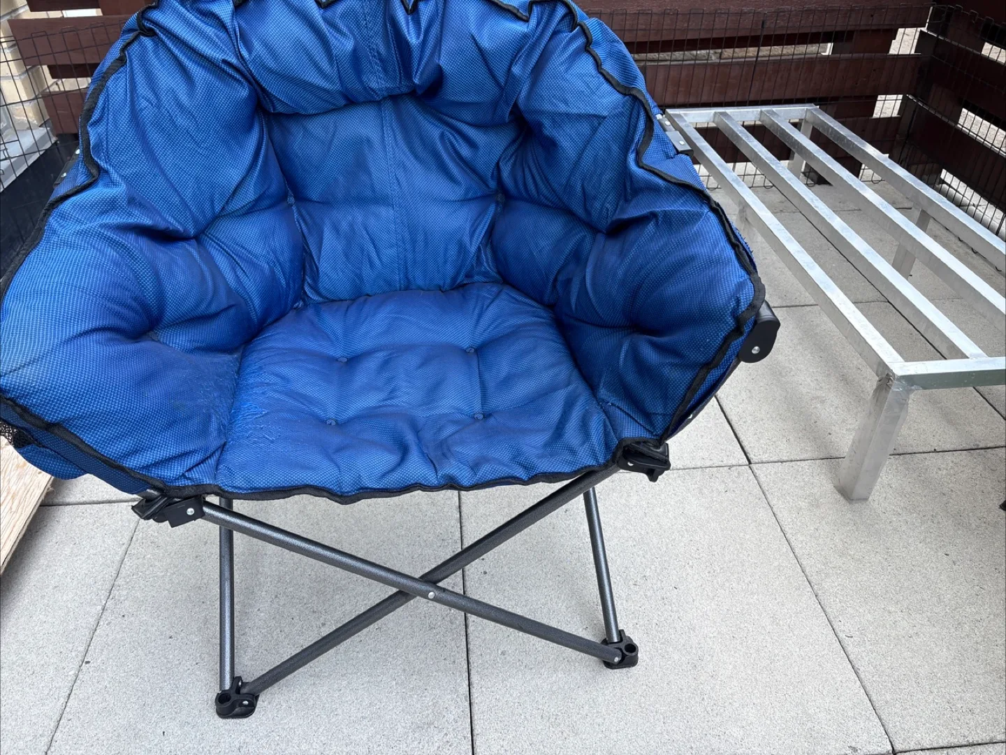Blue Folding Moon Chair image indicator(2)