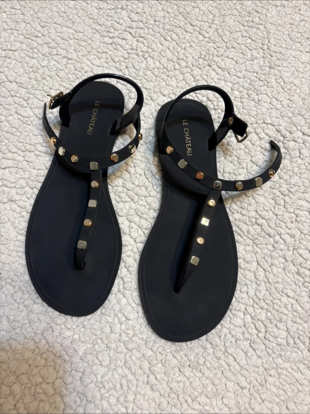 (New with stickers!) Le Chateau Black Sandals thumbnail