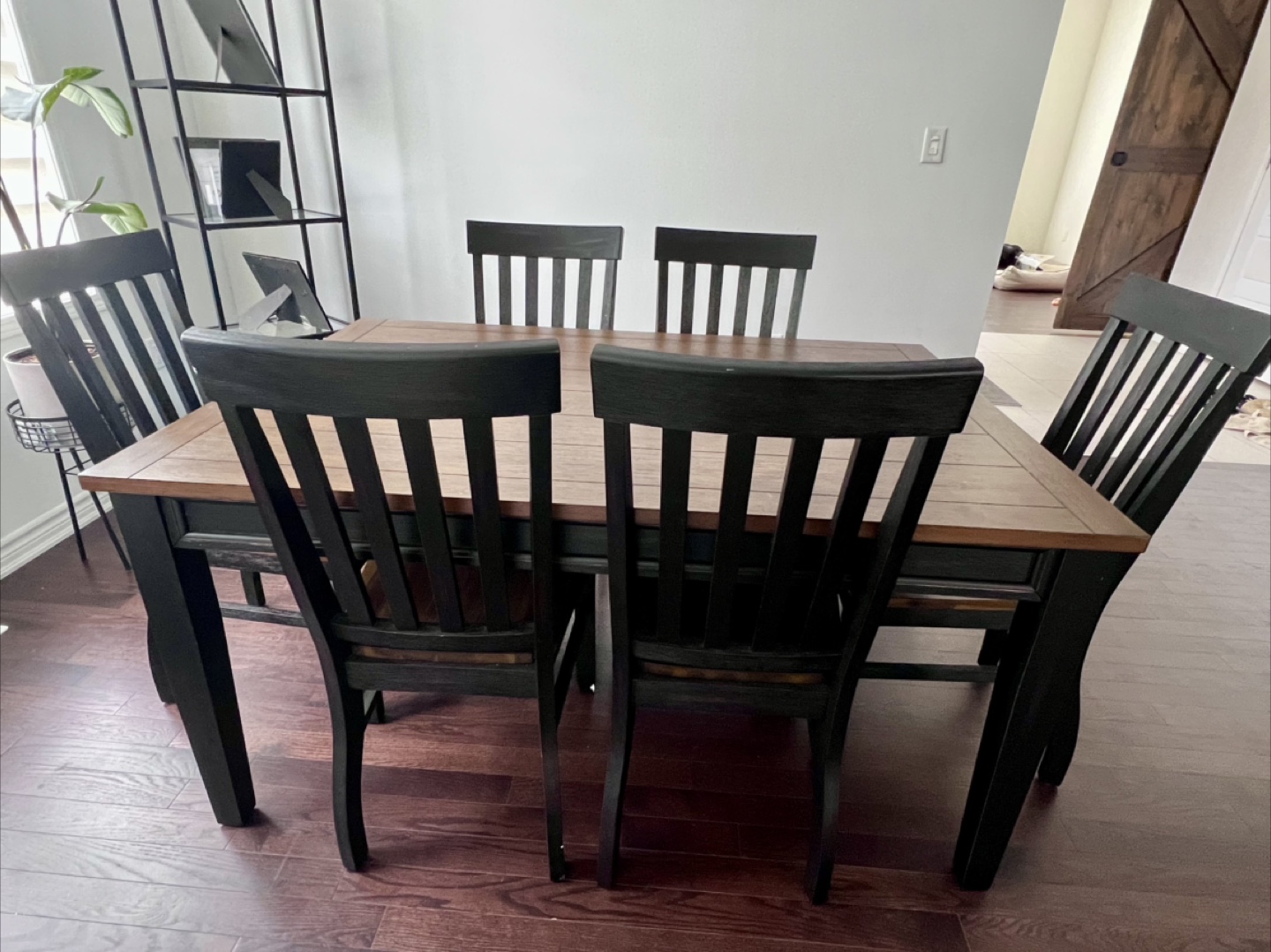 Dining Table with 6 Chairs - photo 3