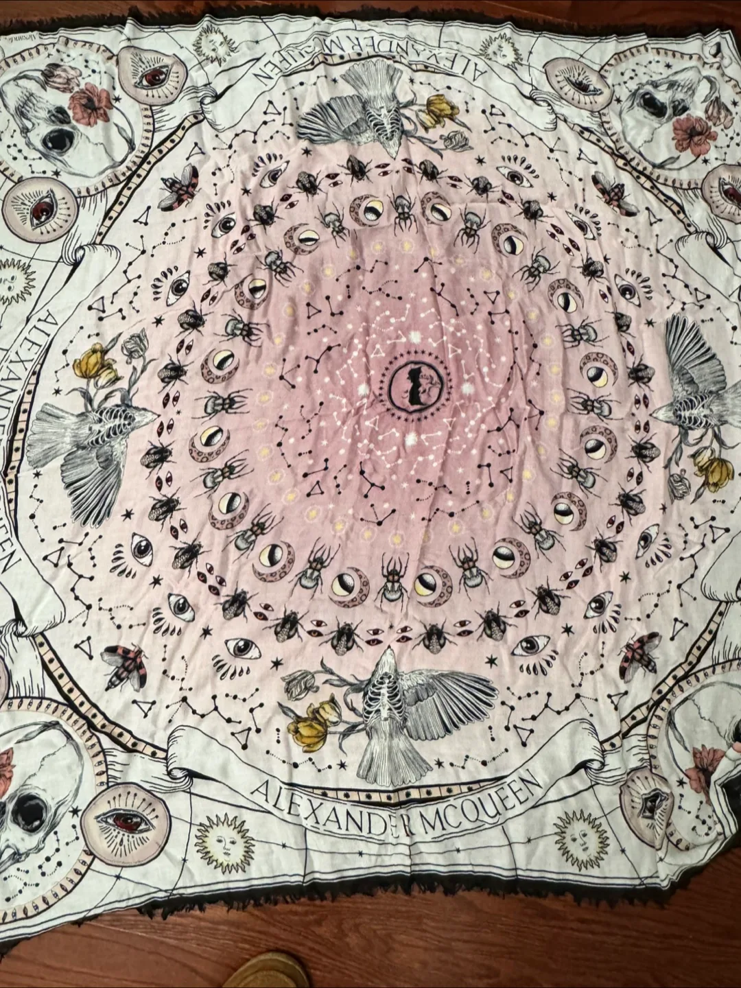 Alexander McQueen Skull Print Scarf thumbnail