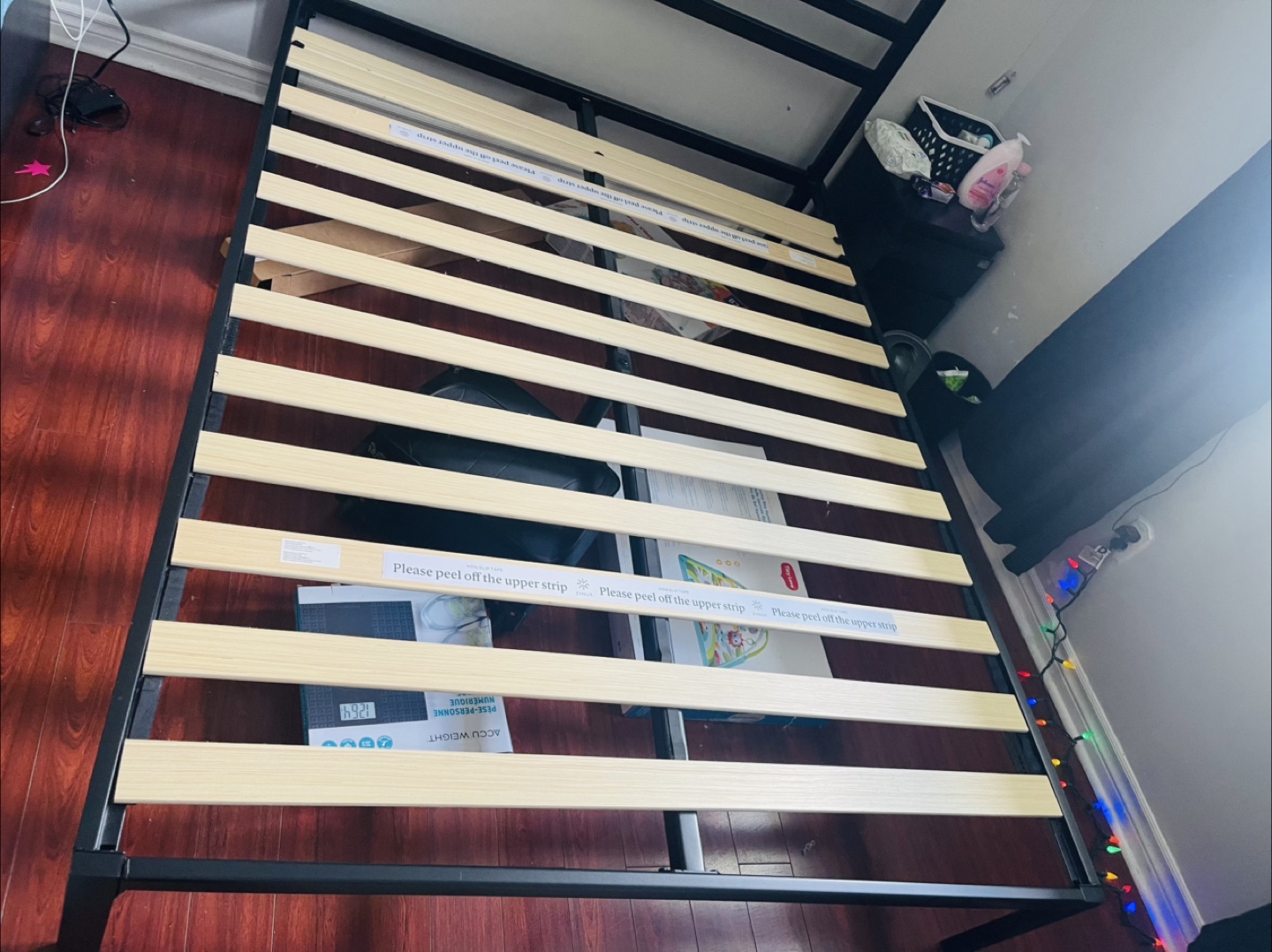 Queen Size Bed Frame with mattress - photo 4