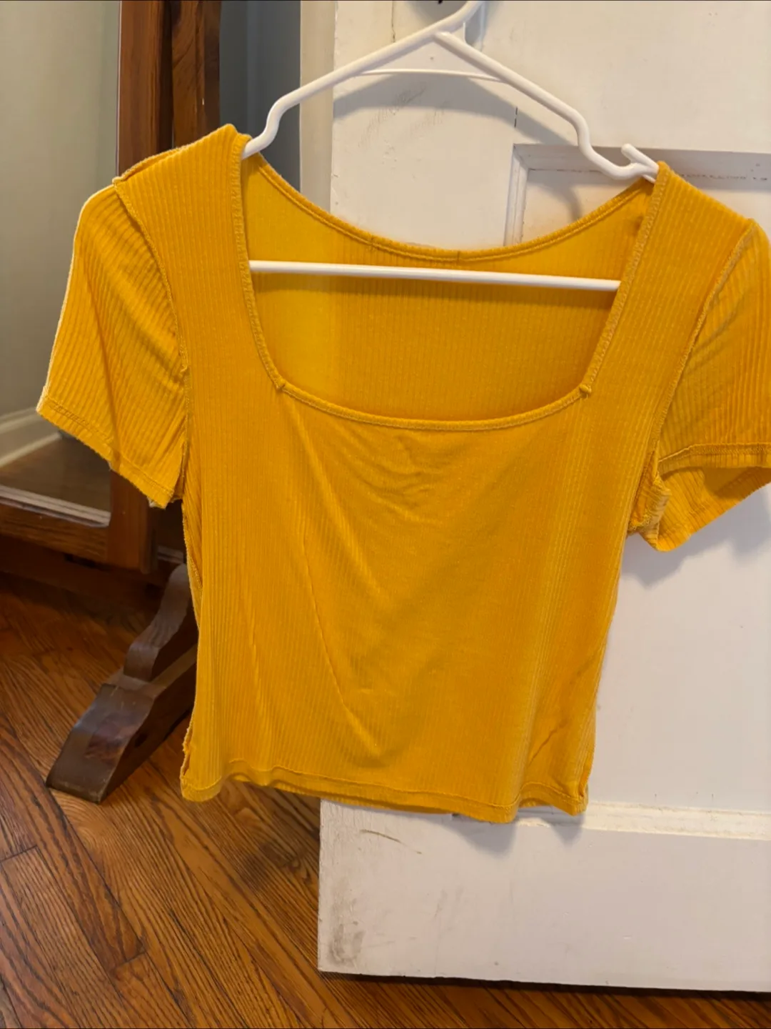 Four Women’s Tops thumbnail