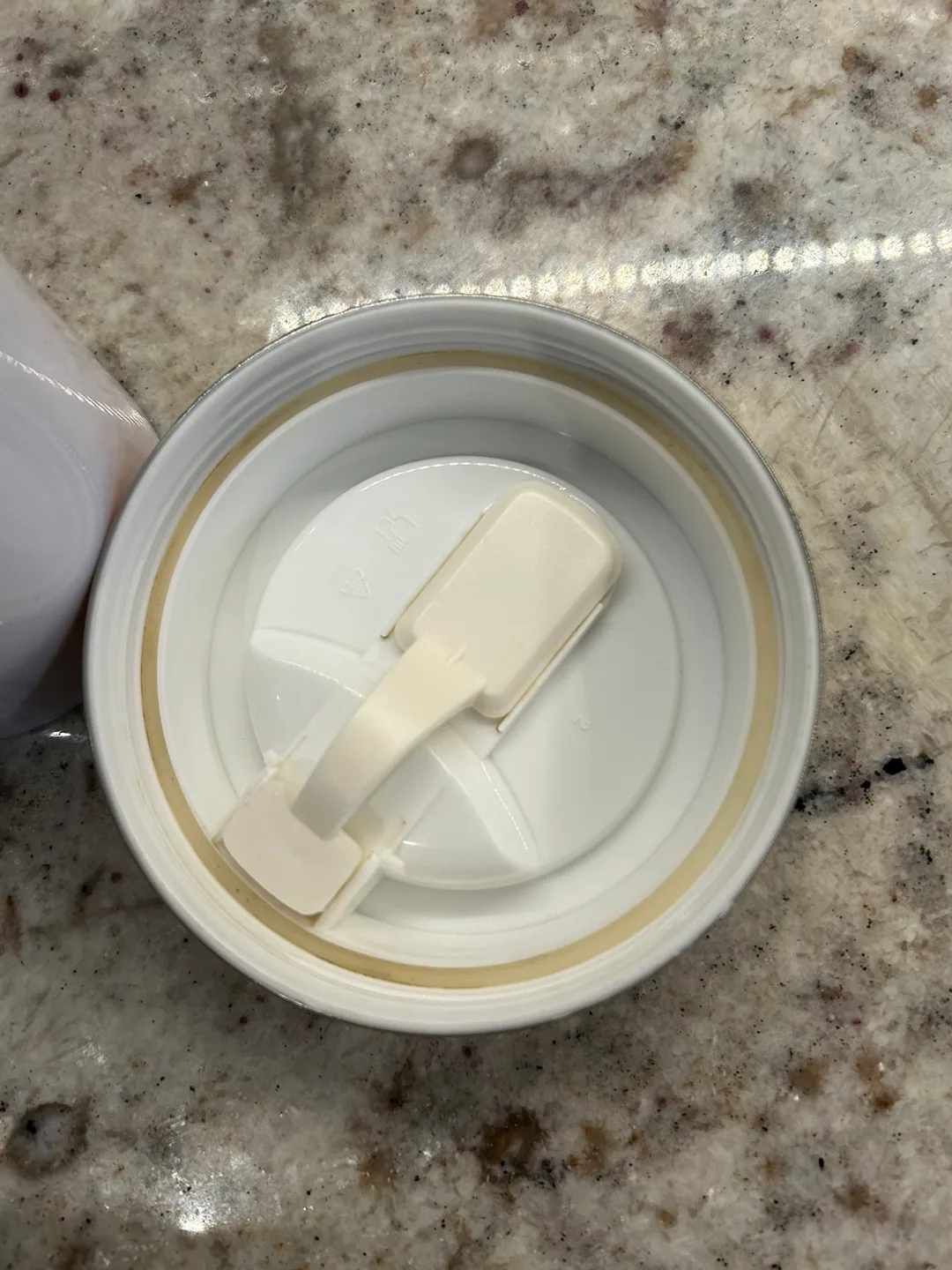 Mixed Lot of Mugs and Tumblers image indicator(5)