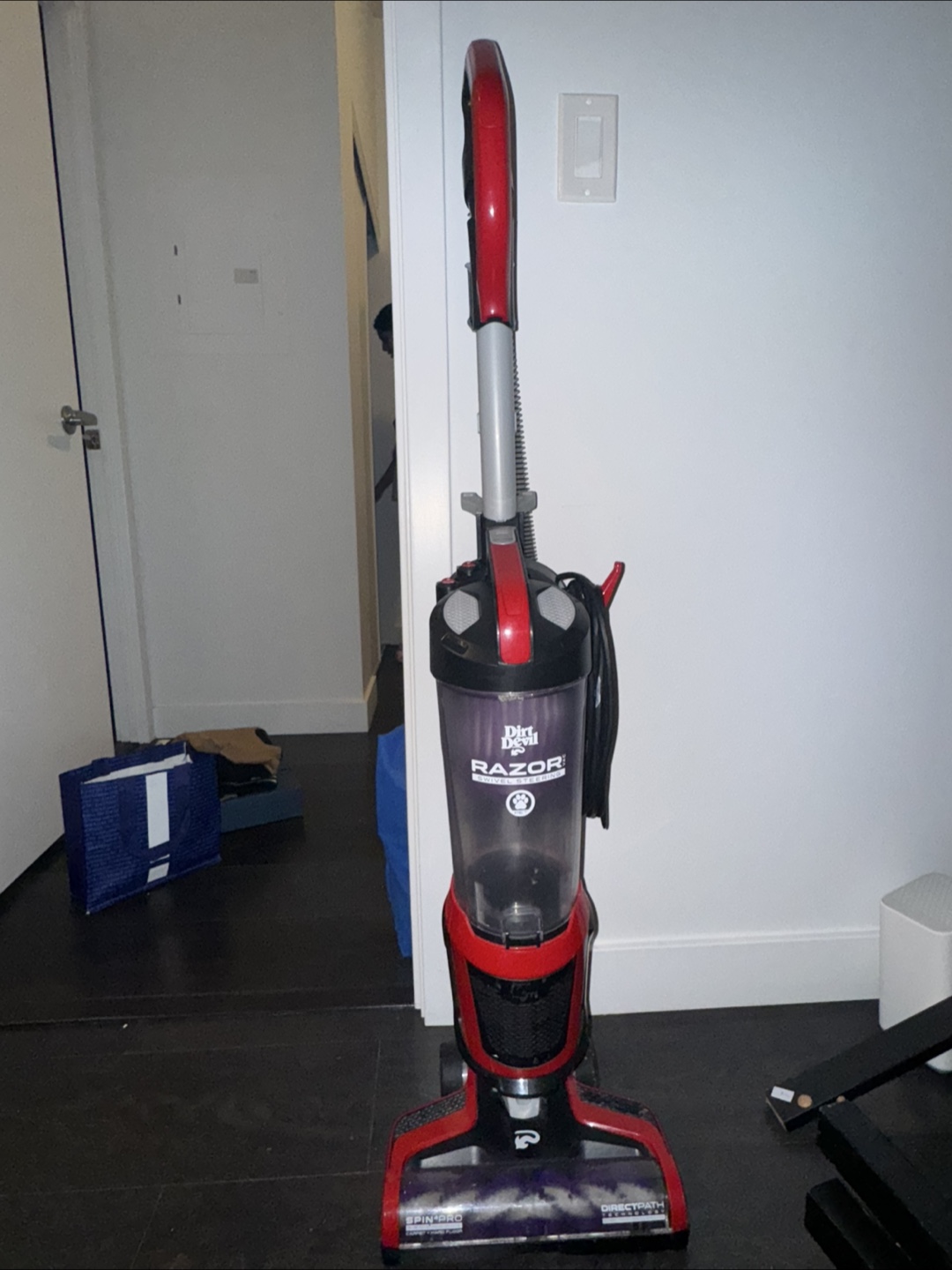Dirt Devil Razor Upright Vacuum