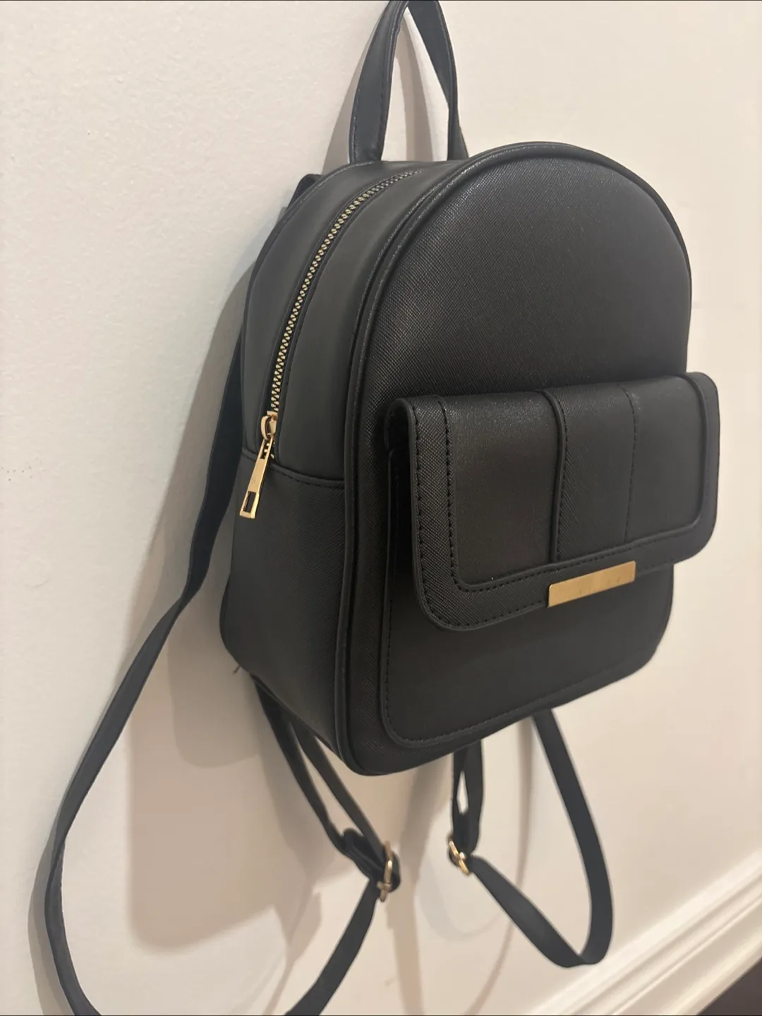 Mini travel Backpack image indicator(3)