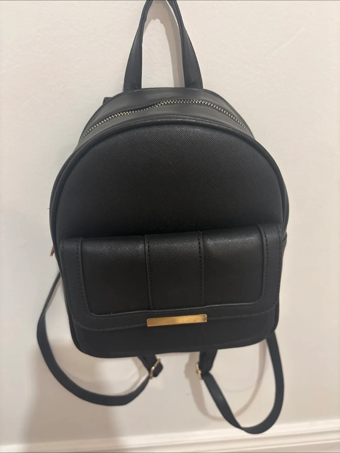 Mini travel Backpack image indicator(2)