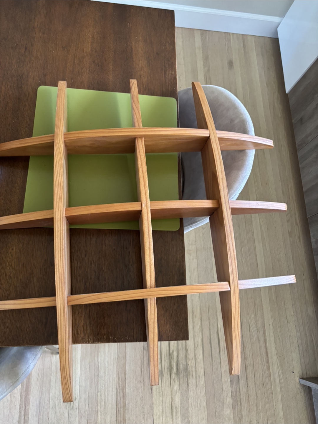 Decorative wall shelving - photo 3