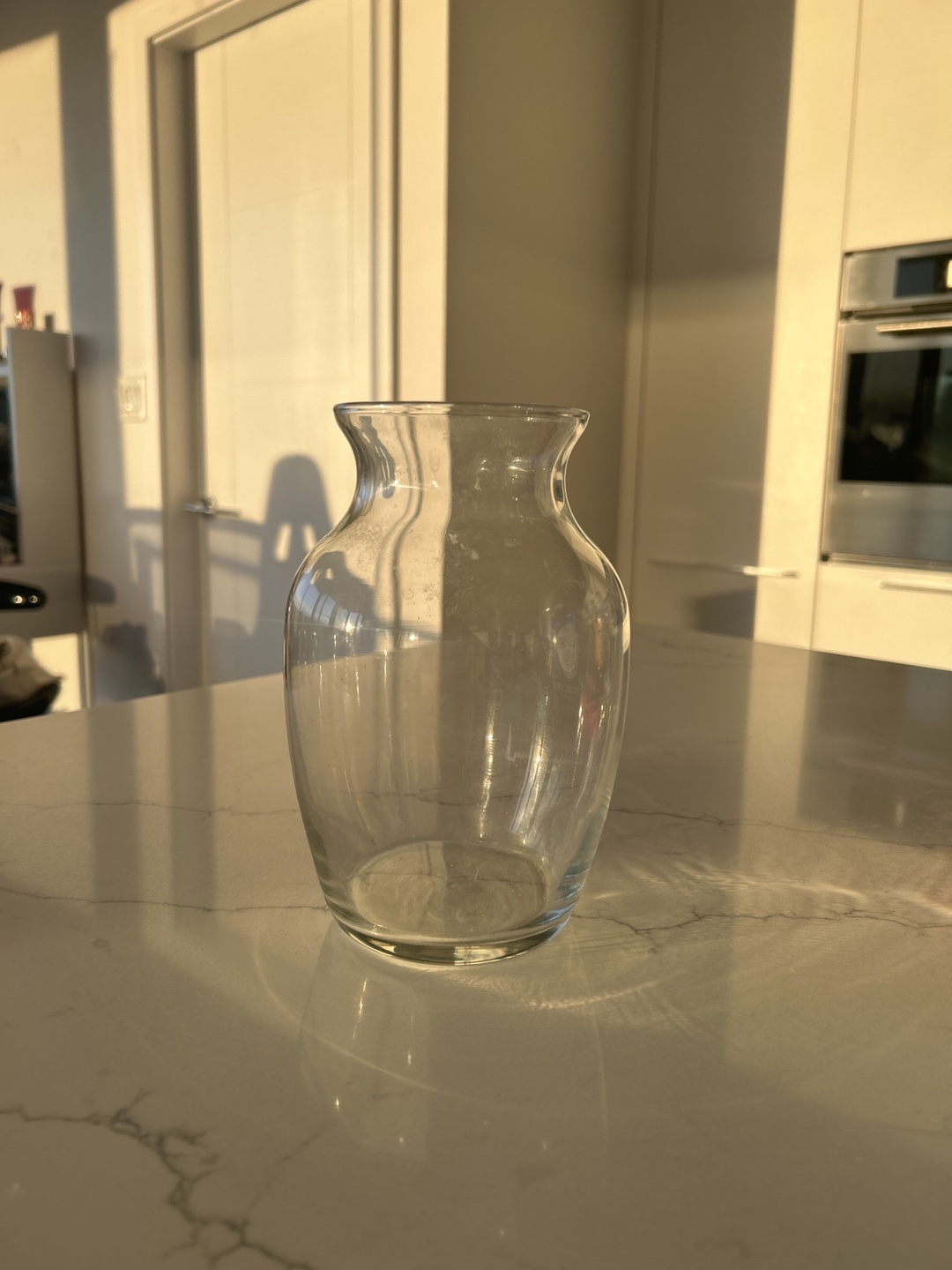 Clear Glass Vase - photo 2