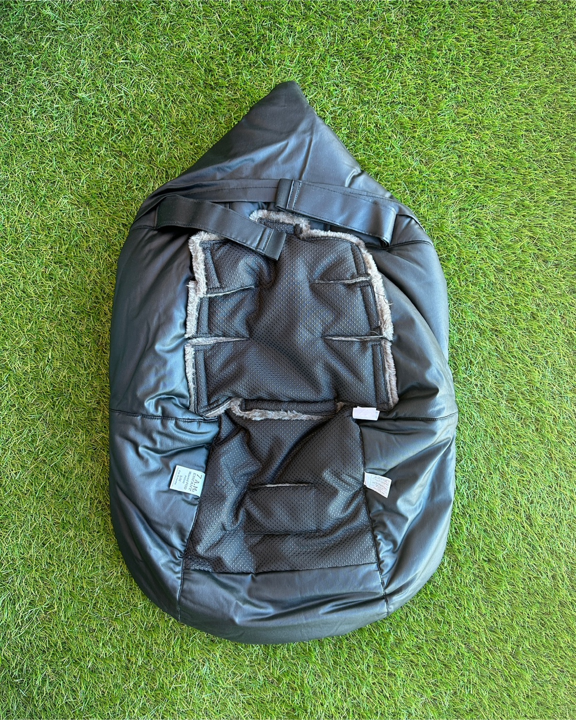7AM Enfant WaxedPOD: Weather-Resistant Stroller Cover! - photo 2