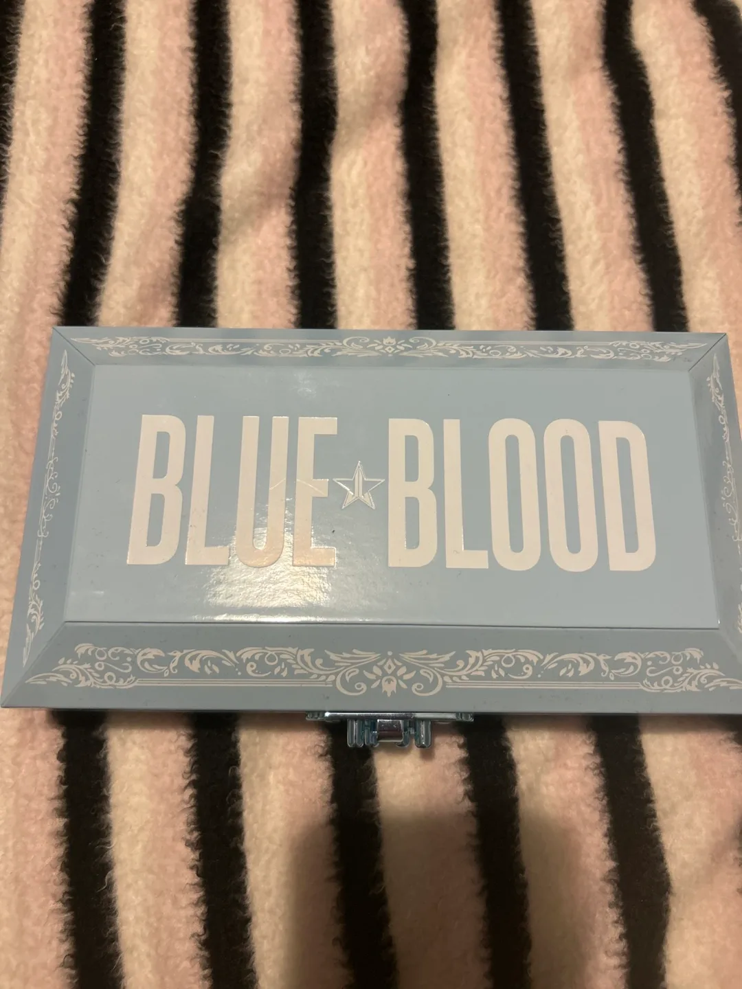 Blue Blood Eyeshadow Palette thumbnail