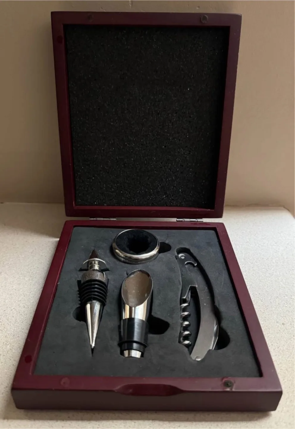 Wine Accessories Set in Wooden Box thumbnail
