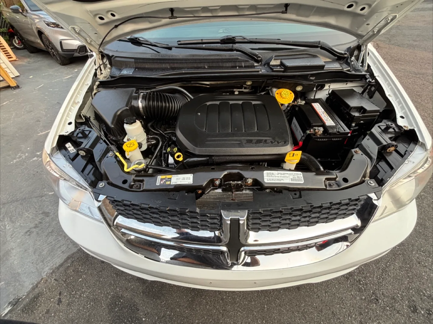 Dodge Grand Caravan SXT 108K miles 2019 image indicator(10)