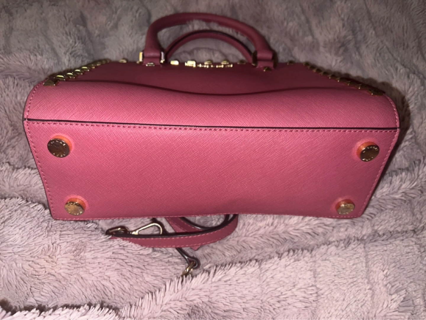 Michael Kors Pink Studded Handbag - great condition - photo 4