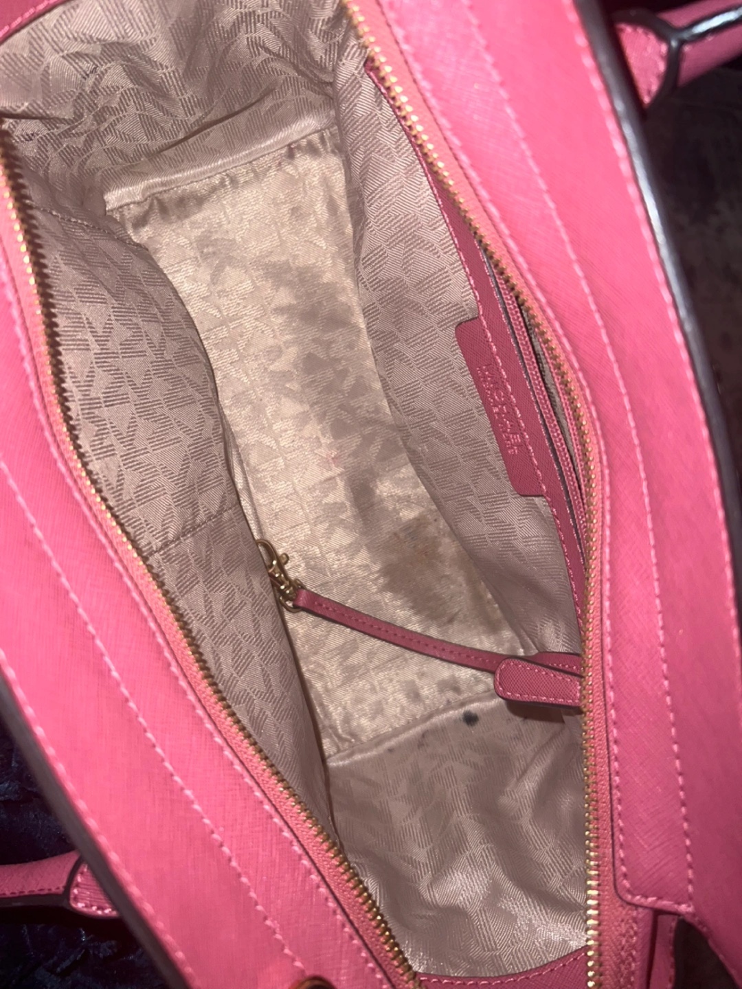 Michael Kors Pink Studded Handbag - great condition - photo 5