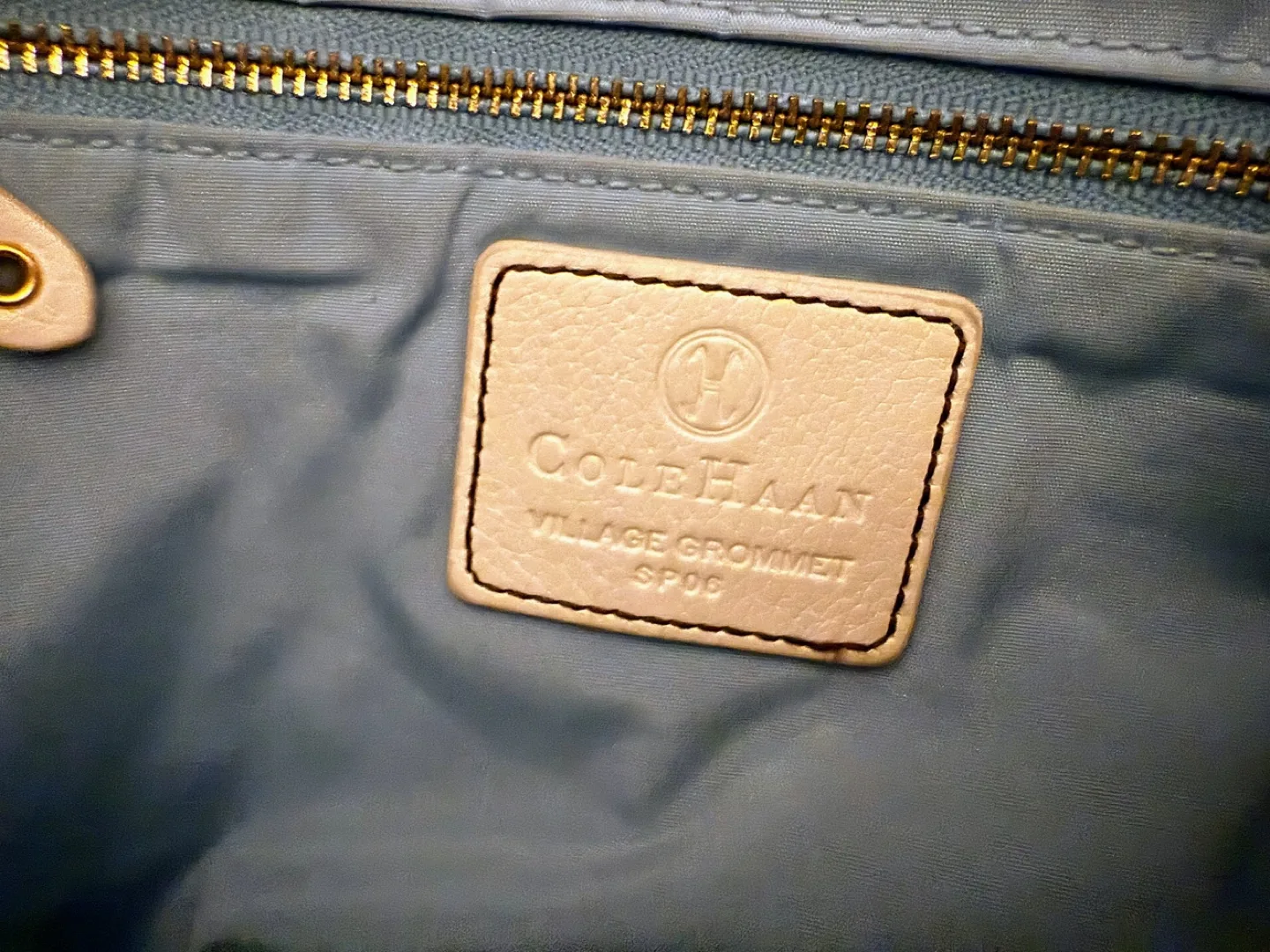 Cole Haan Village Grommet Shoulder Bag image indicator(4)