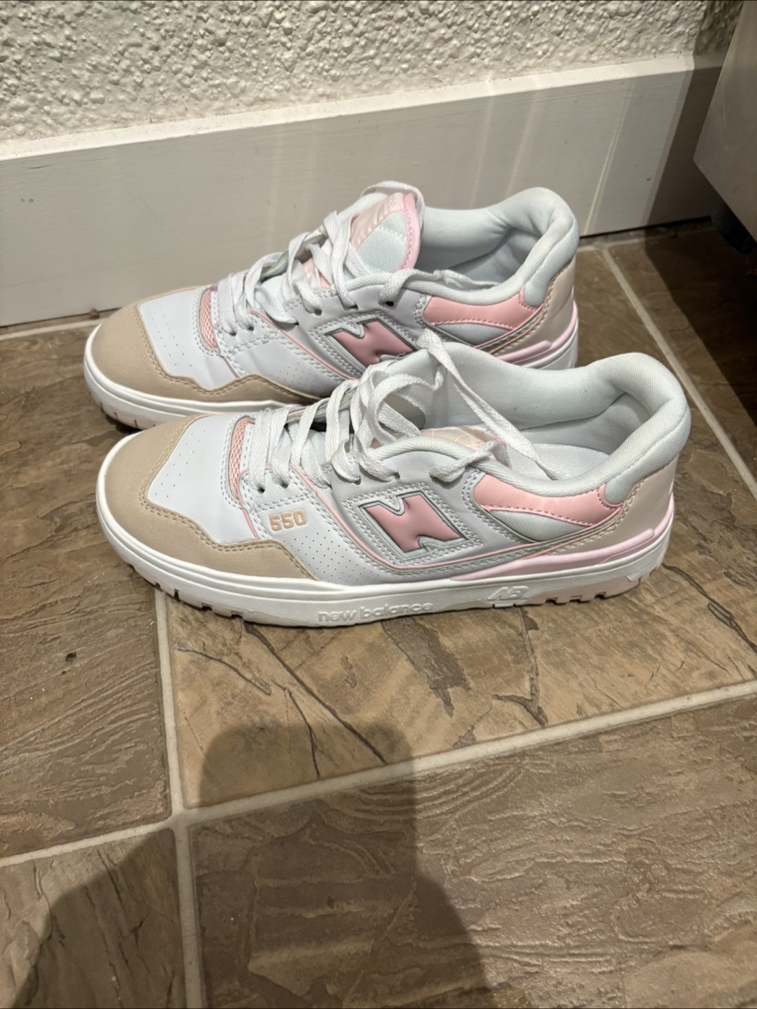 Women’s new balance 550