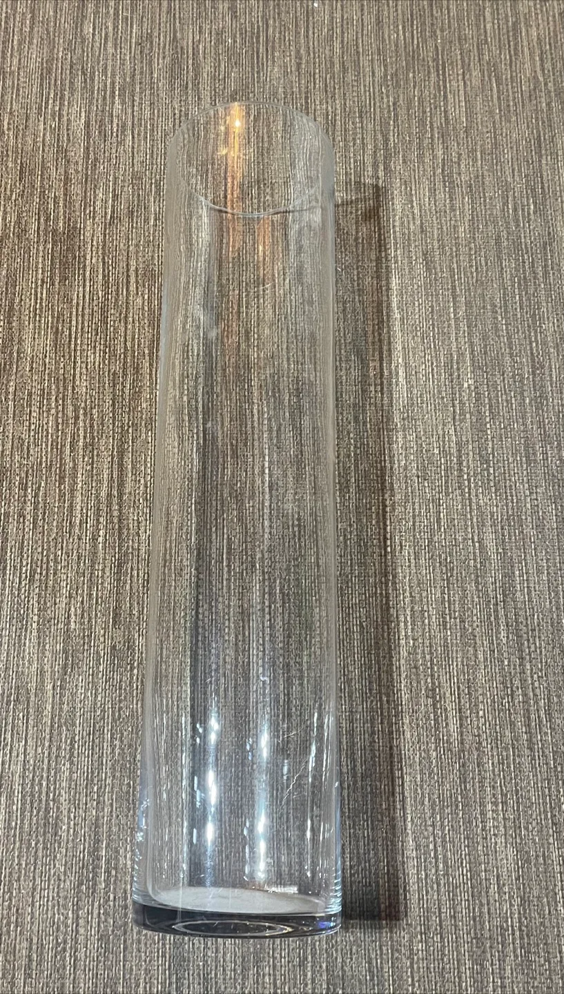 Tall 26” Clear Glass Vase image indicator(2)