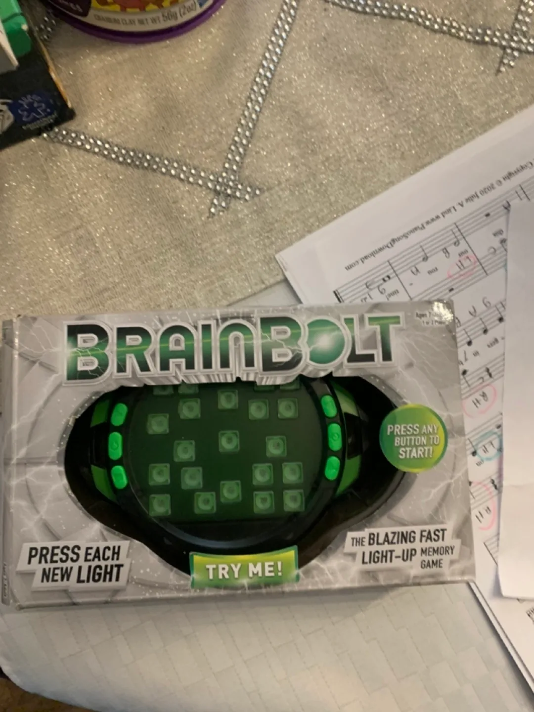 Brainbolt The Blazing Fast Light-Up Memory Game thumbnail