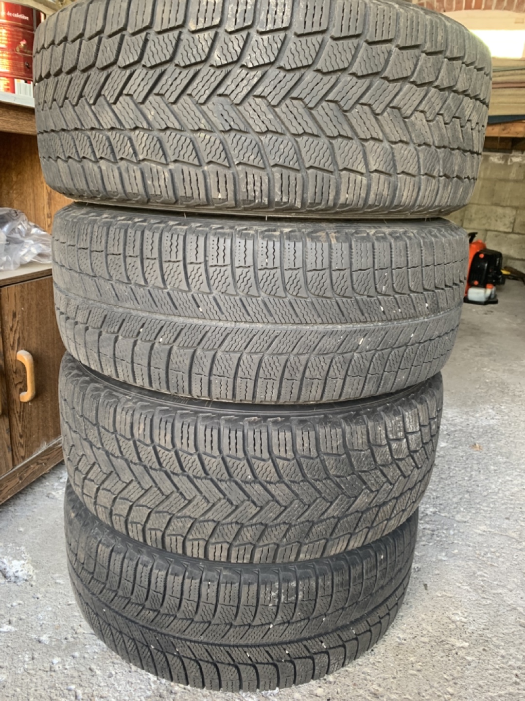 Michelin 235/45R18 Winter Tires on Volvo Rims