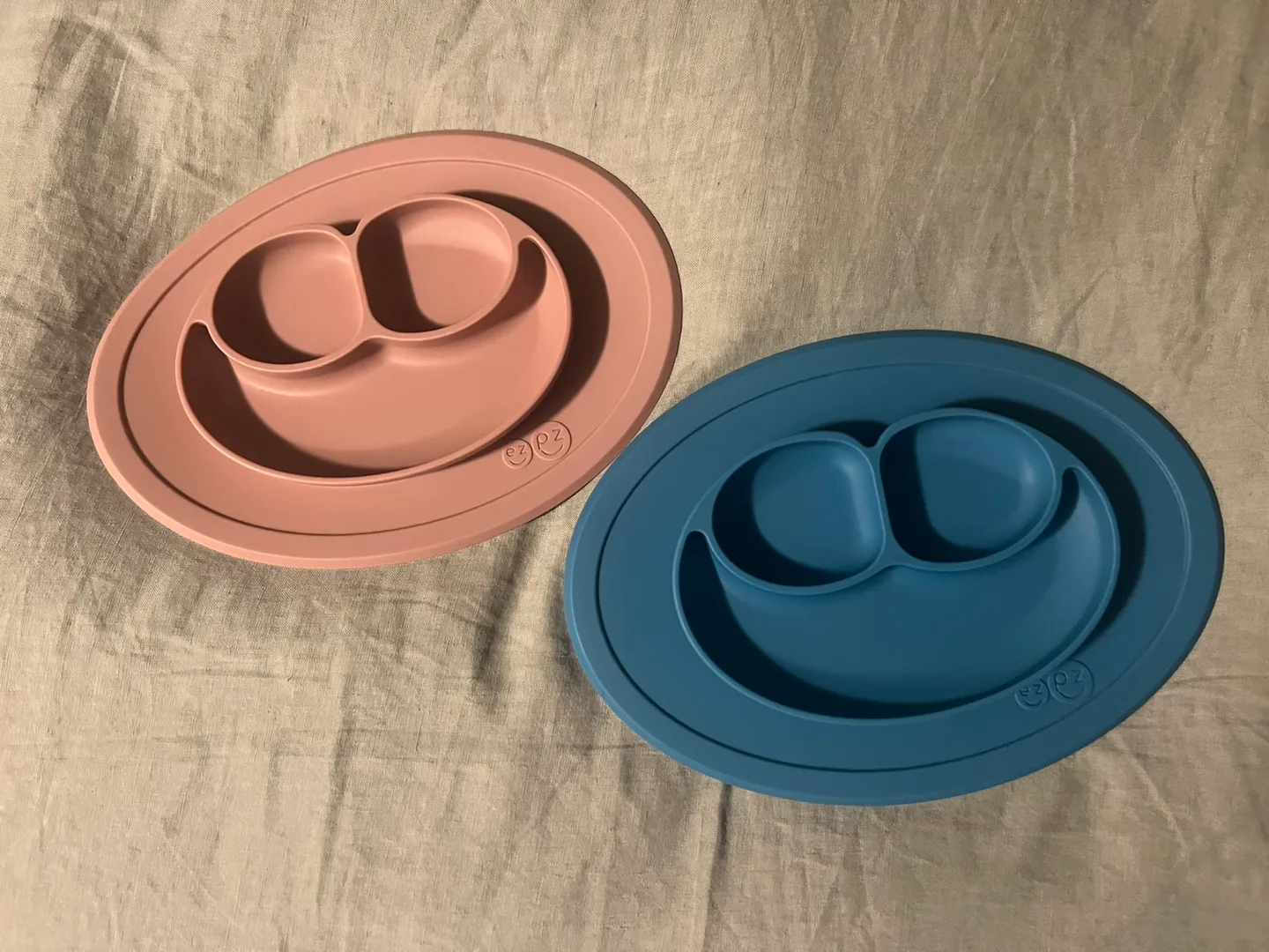 ezpz Mini Mat baby toddler bowl plate thumbnail