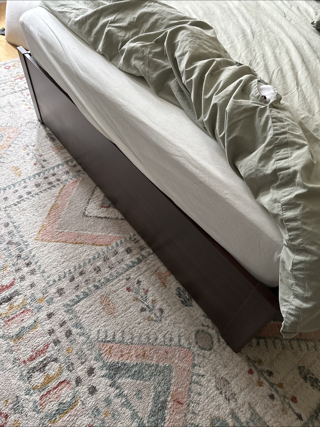 Queen Size Bed Frame - photo 4