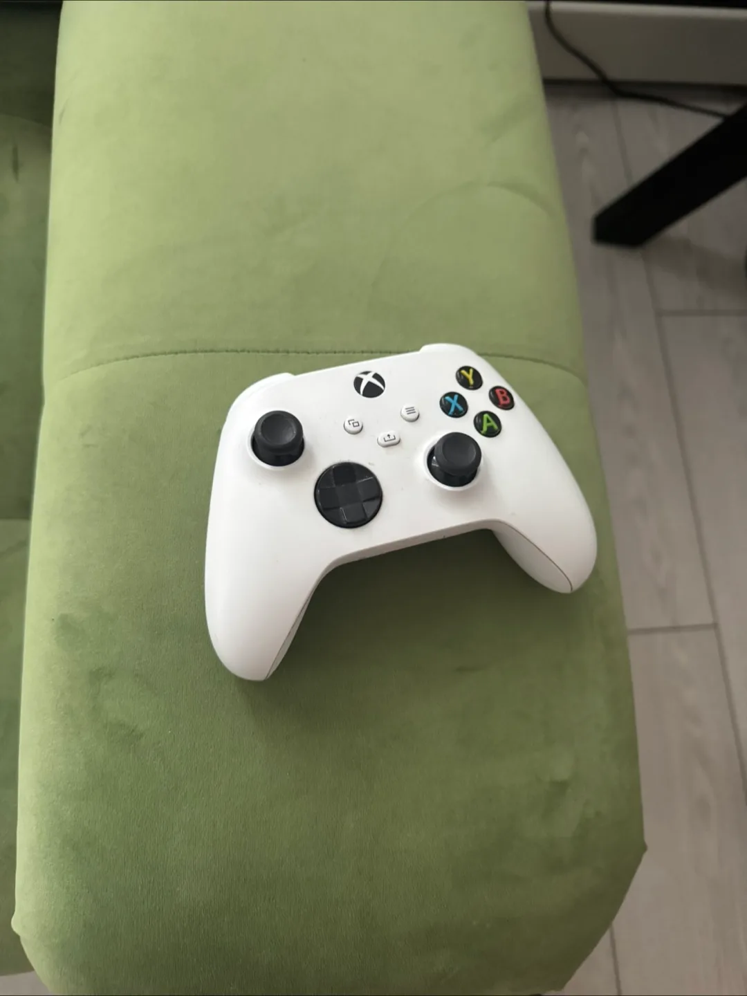 Xbox series/ one Wireless Controller - White thumbnail