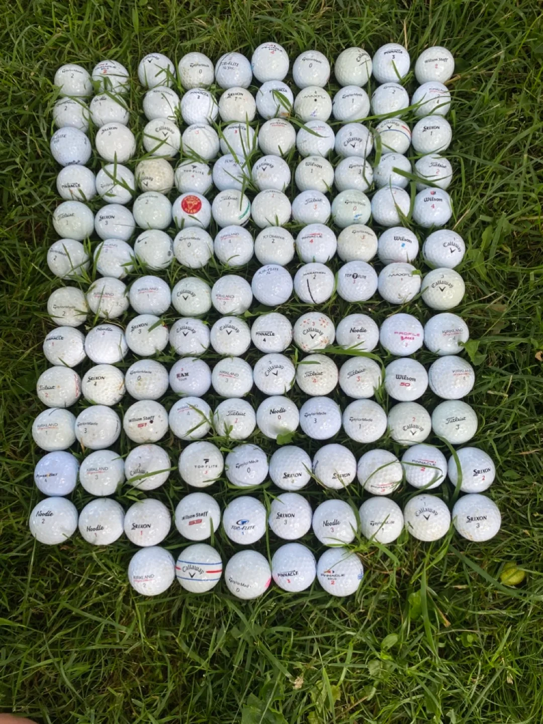 125 golf ball lot thumbnail