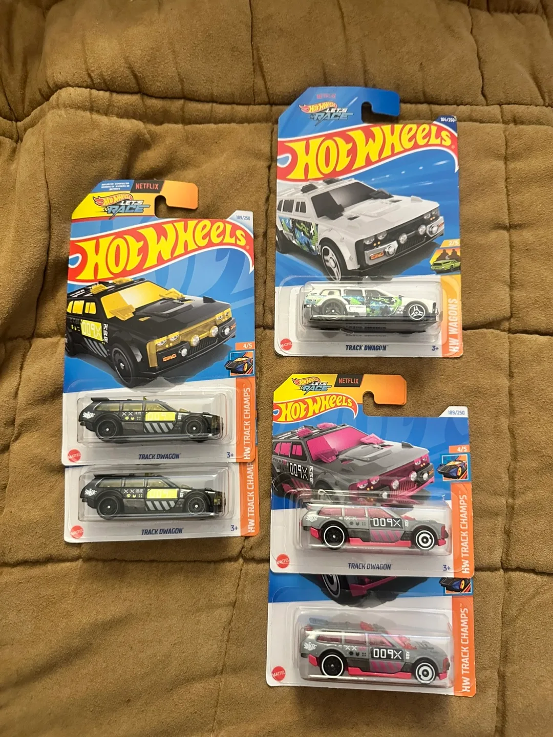 Hot Wheels Track Dwagon thumbnail