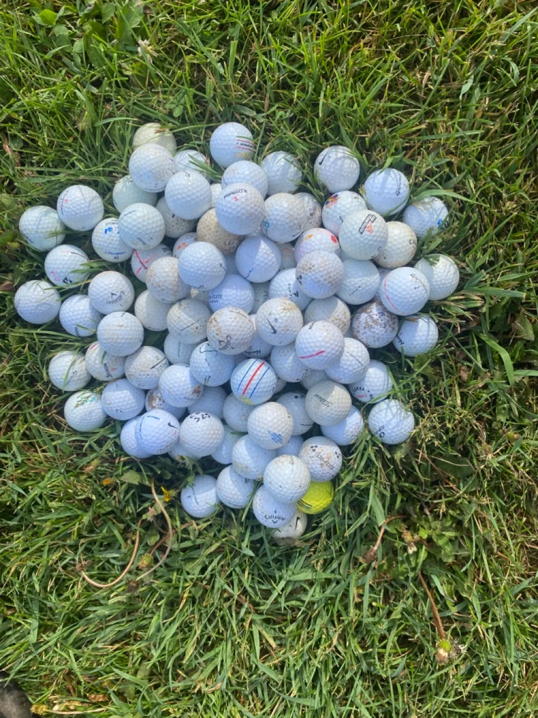Mixed Golf Balls - Callaway, Nike, Pinnacle thumbnail