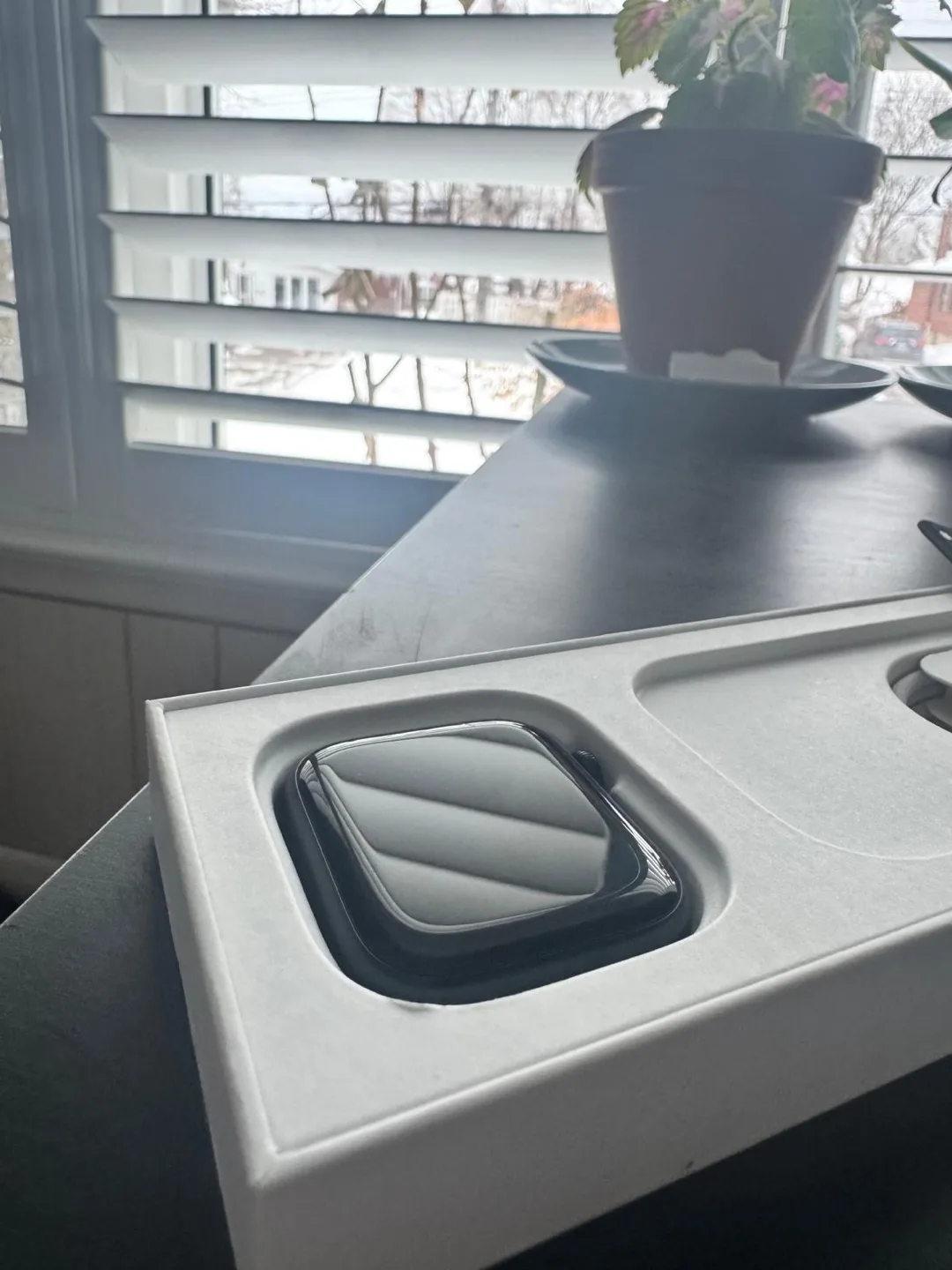 Apple Watch Series 8  LTE midnight 45 mm- Like New! image indicator(3)