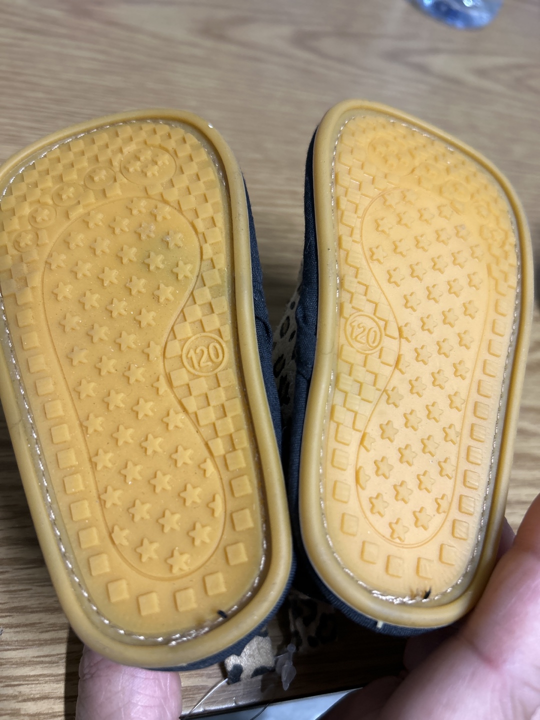 Leopard Print Baby Shoes - Size 120 - photo 3