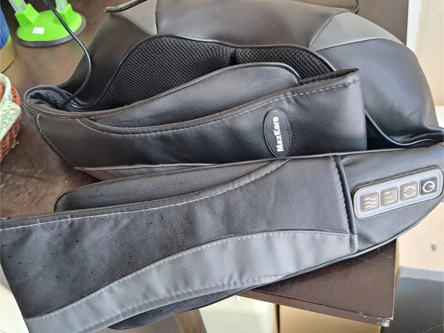 MaxKare Shiatsu Massager - Like New! thumbnail
