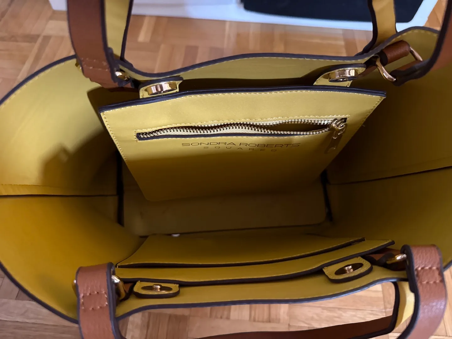 Sondra Roberts Squared Tote Bag - Brown & Yellow image indicator(3)