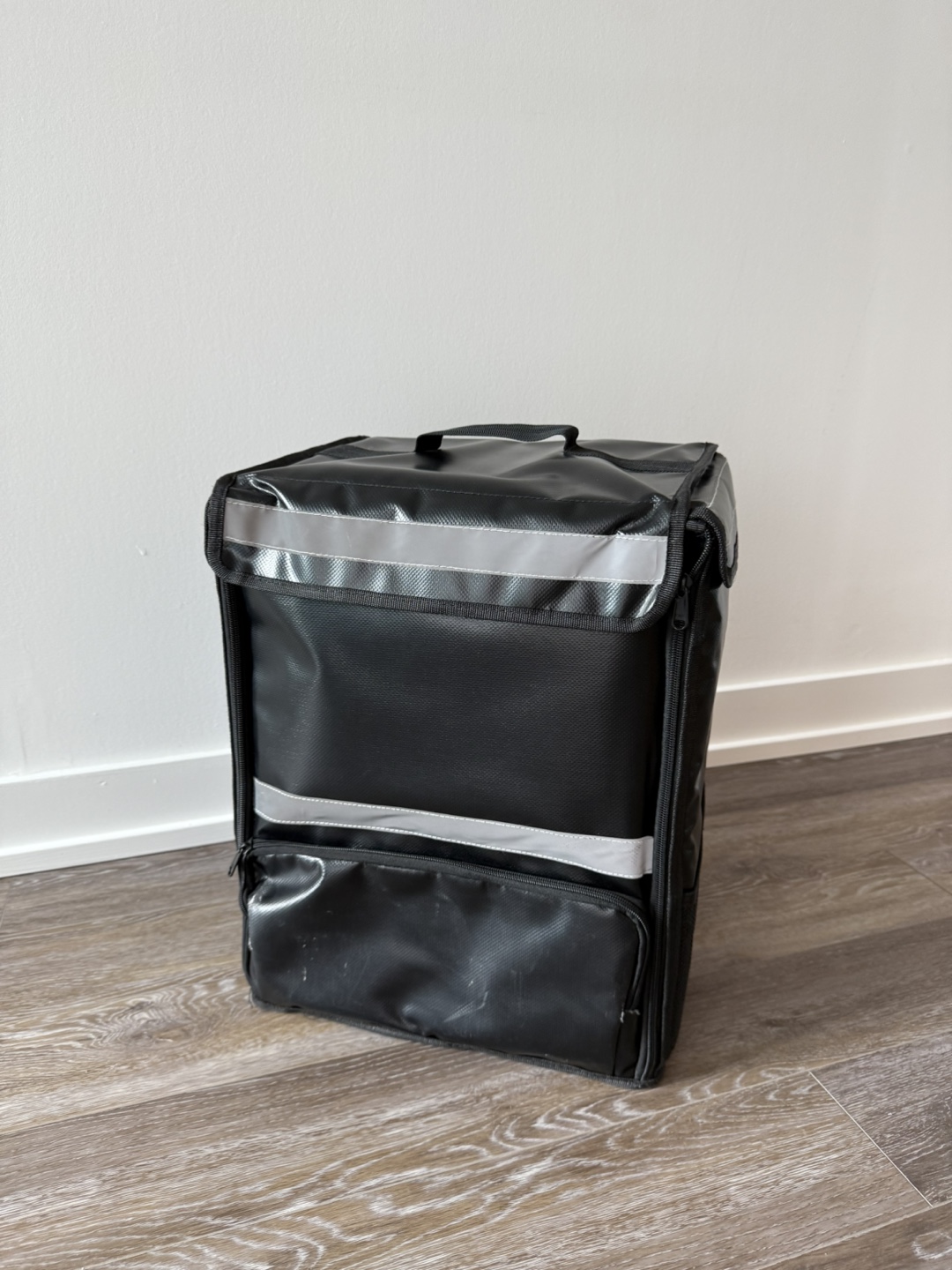Insulated Food Delivery Bag - Black