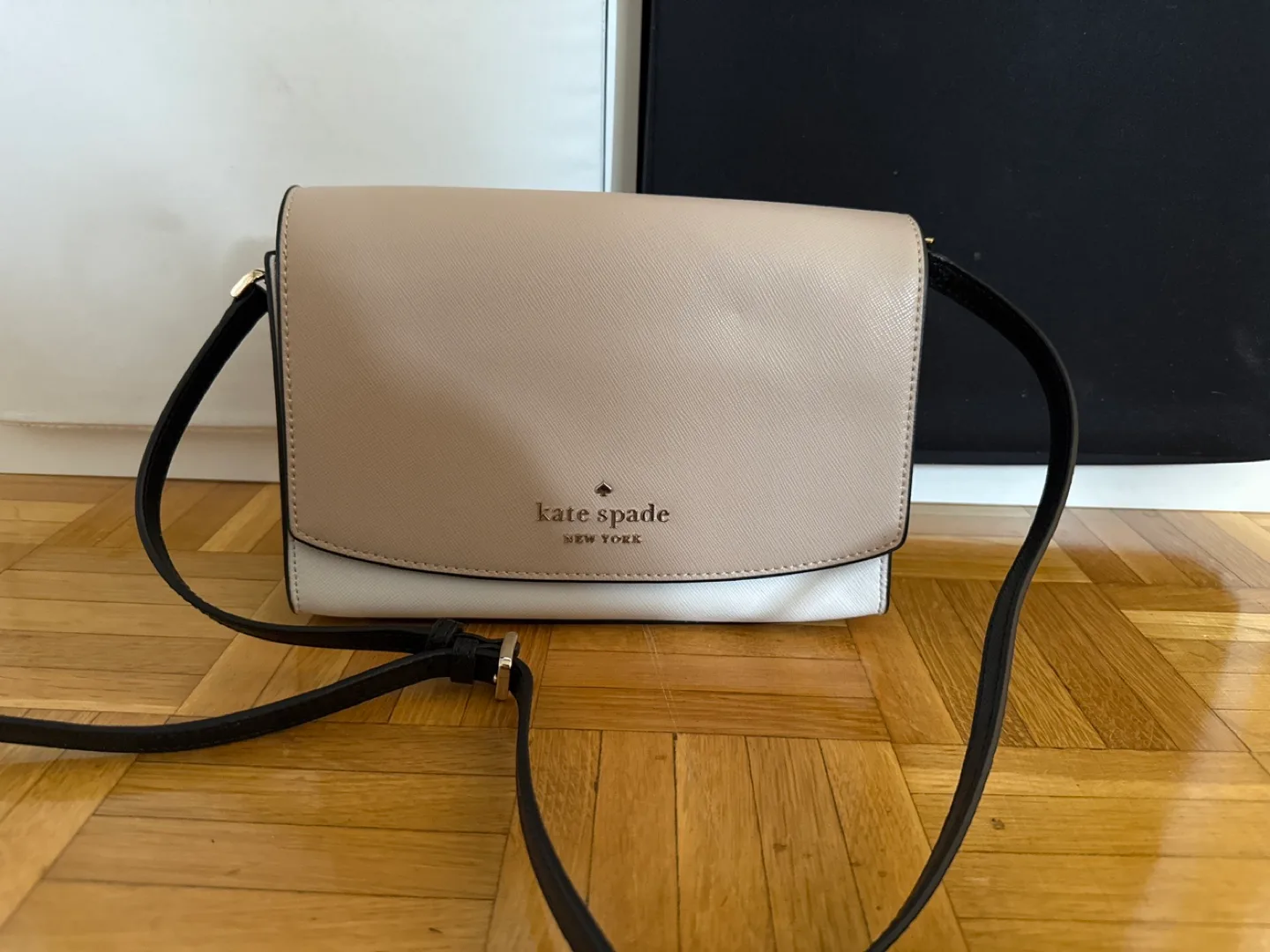 Kate Spade Beige/White Crossbody Bag thumbnail